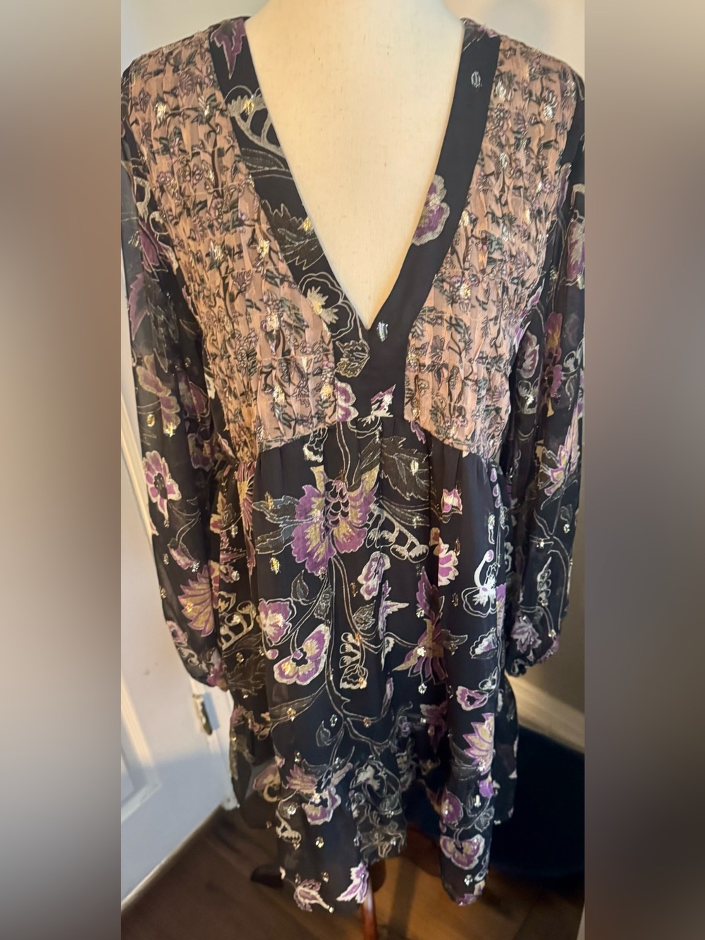 Zara - Black Mini Dress with  Floral and Metallic V-Neck Smocked Tunic